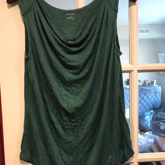 Halogen Tops - Halogen tank top size M NWT